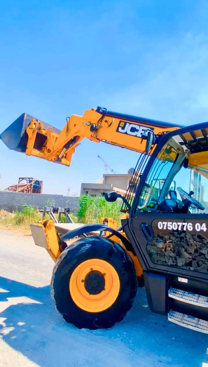 للبيع - بوّفروشتن
JCB : شوفل
حجم : 540
موديل : 2016
متر : 14م
مكان :اربيل قضا خبات
***********
