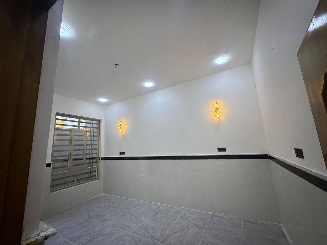 مشتملات للبيع مساحة كل واحد 100 م في حي الشهداء قرب مول سيد جابر بناء حديث جاهز للسكن للإستفسار الإتصال على 
***********
