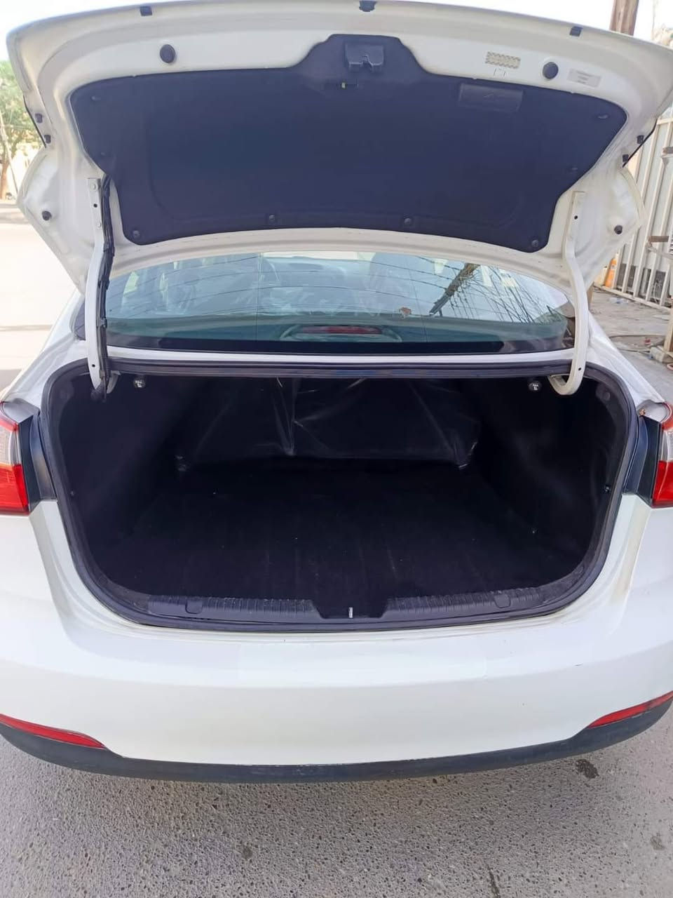 كيا فورتي وراد امريكي 2016 بغداد بأسمي
السعر 105$ وبيهه مجال     
بيها مكانات صبغ  
سيارة حلوه تراري حلو ناعمه 
صدر نضيف  كير محرك خير من الله 
تخم تاير  جديد 
مسجل شا شا  سيارة نص فول

 اي استفار اتصال ع رقم صاحب سياره اني مكلف بلنشر ***********
