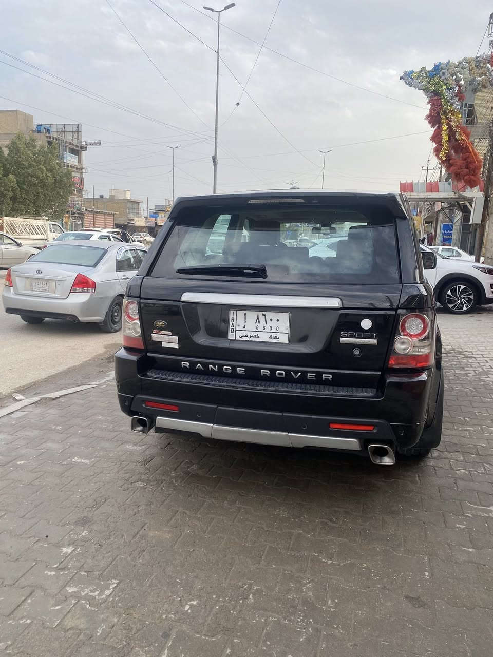 موديل 11 فول خليجي مكينة سوبر خمس بصمات  شفتات استيرن جوبلس يصعد وينزل السيارة كفالة من الظربة والصبغ 
بيها رقم مميز بغداد أ8600 
السعر قفل 140 ورقة 
***********
