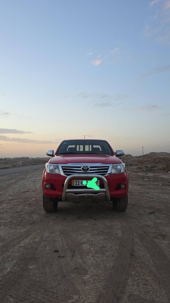السلام عليكم 
تويوتا هايلوكس 2015  كير اوتوماتيك  رقم بغداد باسمي تحويل ثاني يوم كير و حرك مكفول بيها مكانات صبغ مثل ما مبين بالسونار . 
*********** رقم صاحب العجلة
