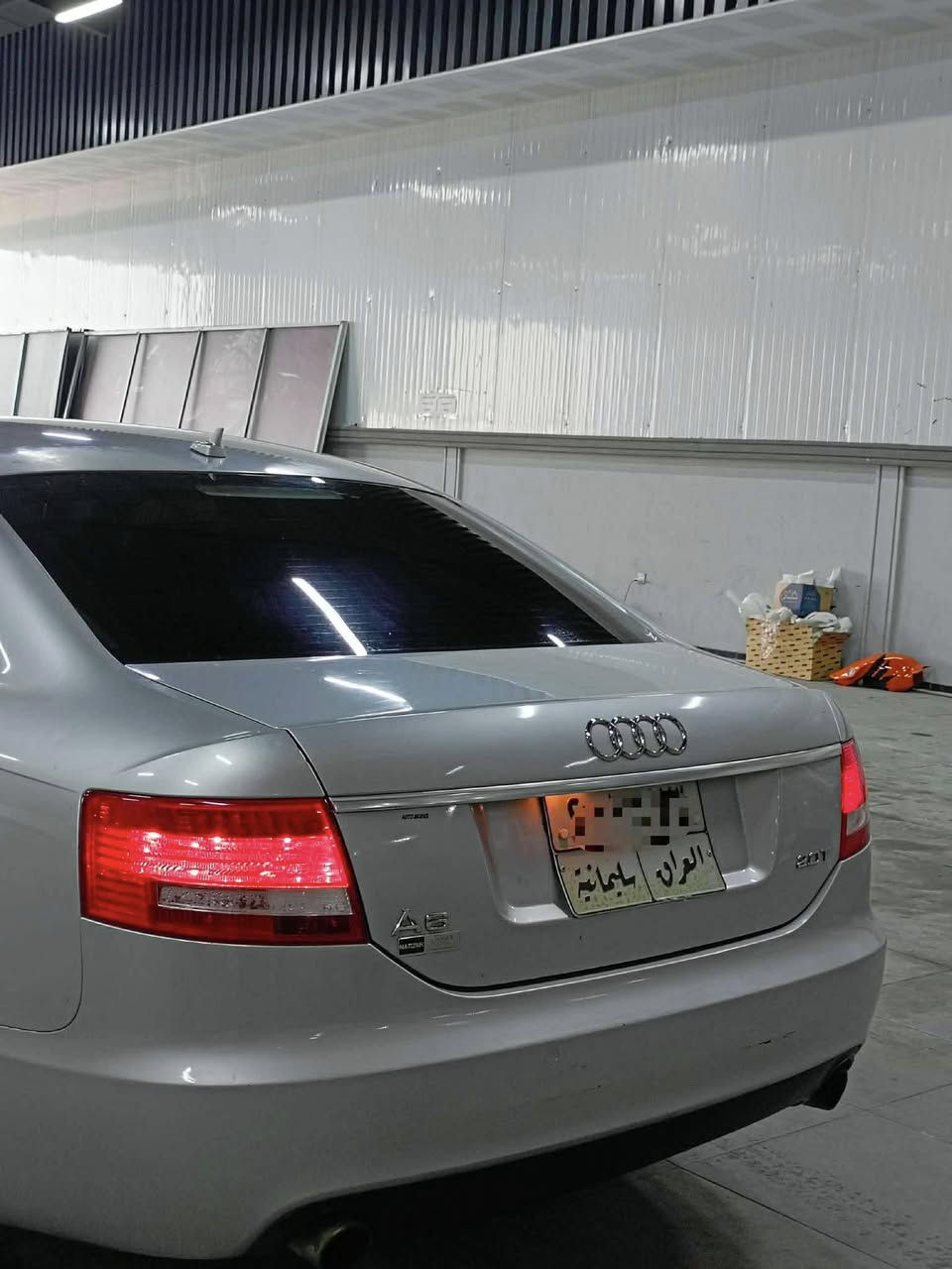 السلام عليكم اودي A6 موديل 2009 محرك 20 تيربو TFSI داخل مشمشي بلاد بدون صبغ السيارة بدون اي نقص سنوية جديدة تحويل مباشر السعر 85 وبيهة مجال 
العنوان / تكريت ***********
