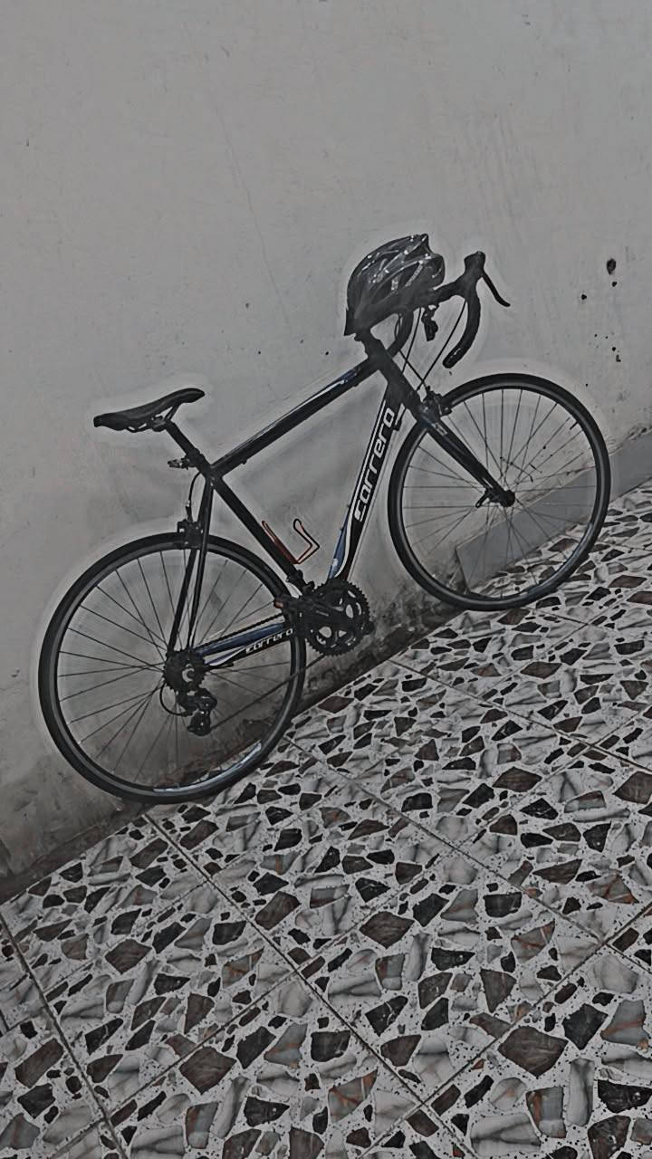 ‎🇬🇧دراجة / بريتاني

ماركة /  carrera 

Road bike

‎المنيوم 

Size / Large

‎قياس / ٢٨

كير ٧*٢  shimano

مكينة خلفي + امامي shimano tourney

كير متصل وية بريك

تايرات c700 
 
داخل بايدر بولبرينك 

سعر / خاص 
او نتصال  ***********
