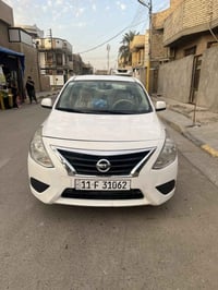 نيسان سني بليته الزركه رقم بغداد بسمي سياره كفاله عامه ماشيه 35 ألف  م...