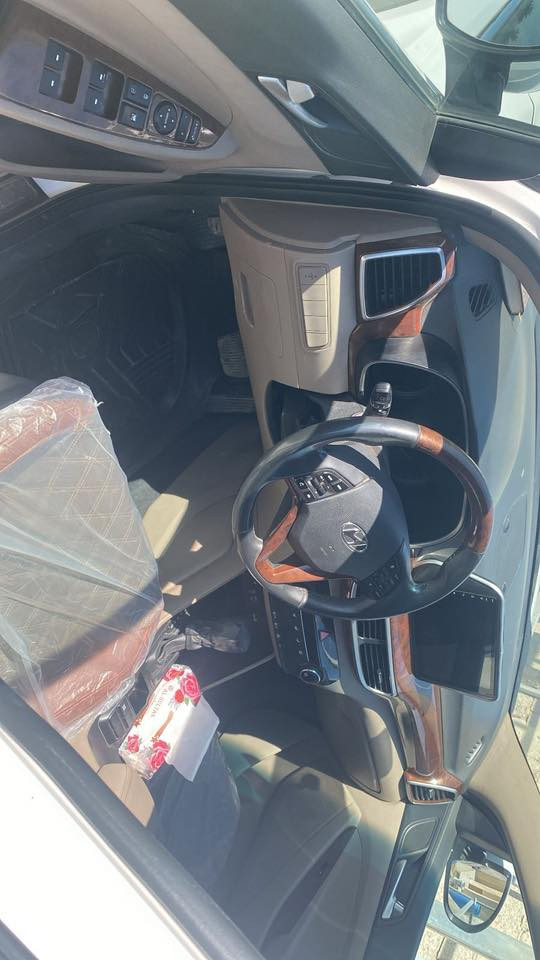 توسان ٢٠٢٠
بصمه 
كشنات جلد كهرباء 
تقرير موضح 
 رقم بغداد انكليزي 
  السعر المطلوب ١٨٤
 للتواصل 
‭٠٧٨٢ ٧٨٠ ٨٥٠٧‬ 
***********‬
