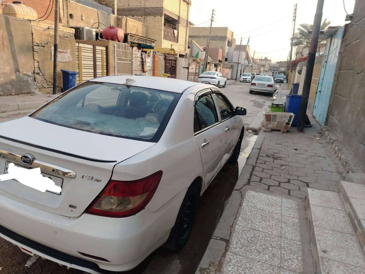 السلام عليكم عندي بي واي دي f3موديل ٢٠١٢ رقم واسط  جديد كير اوتوماتيك نضيفة ٨٠ بل مية سياره بسمي تحويل ثاني يوم عنوان بغداد العبيدي شهداء الاوله  رقم  ***********
