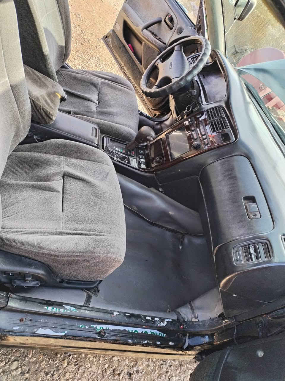 لبيع سياره مارك نفخ مكان الديوانية ***********
