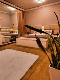 غرفة نوم تركي 9 قطع اصلية ماركة ثقيلة جداً مجرات هايدروليك انارة وسرير...