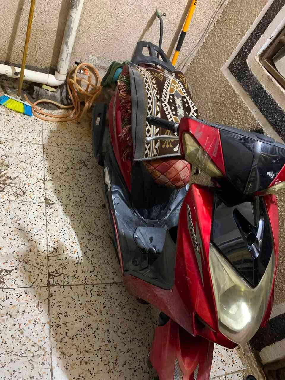 ‏سلام عليكم دراجةسكنس  محرك ماكس السعر 300 بيها مجال قليل الرقم***********
