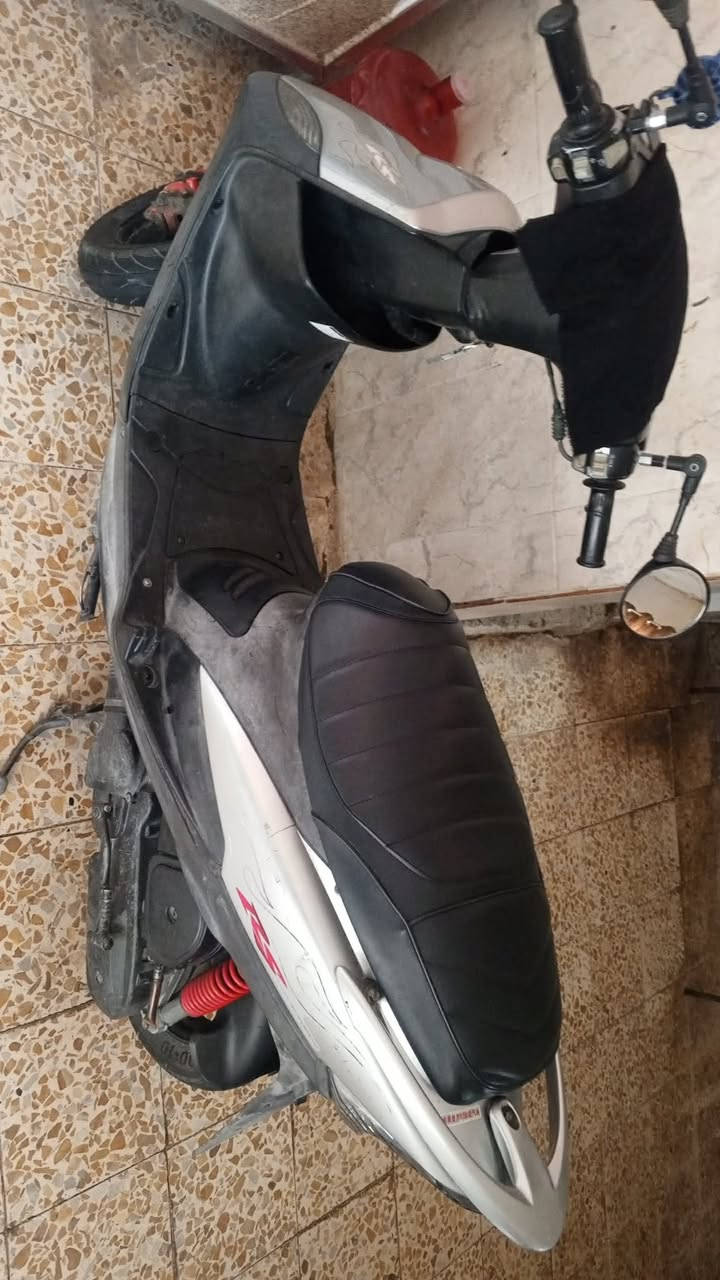 #هام ماكس عدله بلادي الدراجة في حالة الوكالة كفالة عامة مستخدمة شي قليل شرط انعومة الشلعة والمعدل للإستفسار الاتصال على الرقم *********** او مراسلة الصفحه #السعر مليون و 50 وقابل للتفاوض
