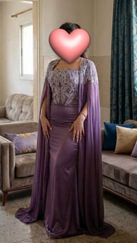 فستان • قياس ٤٤ • لبسته ساعه