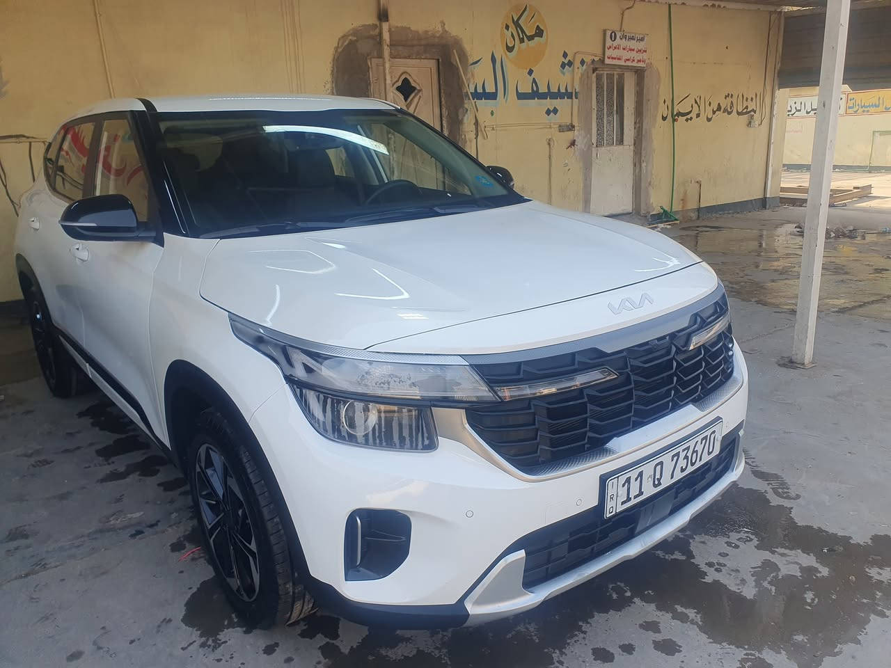 كيا سيلتوس فول  موديل 2025 وارد كوريا للبيع 🛑🛑
فول الفول عدا البانوراما 
ماشية 6000km فقط 
السيارة مرقم بغداد 
محرك 1600 تيربو جارجر 
شاشة كبيرة متصلة كيجات ديجتال 
تشغيل بصمة وبصمة أبواب 
تشغيل عن بعد 
كير ماوس 
تحديد مسار وقيادة ذاتية 
تنبيه النقطة العمياء 
وتنبيه خروج من المسار 
مثبت سرعة 
ومري جانبية شفط 
تدفئة وتبريد كشنات 
كشنات جلد كرسي السائق كهرباء 
كاميرة خلفية دوارة 
مودات قيادة 
الحادث موضح بالفديو 
تبديل جاملغ ايمن وبنيد صبغ 
السيارة جديدة جدا 
مكان السيارة بغداد بسمايا 🏚
السعر 165 ورقة 💲
للمعلومات اكثر 📞
00905616145162 واتساب 
***********. اتصال 
السيارة مرقمة بغداد تحويل مباشر ماتحتاج هزة
