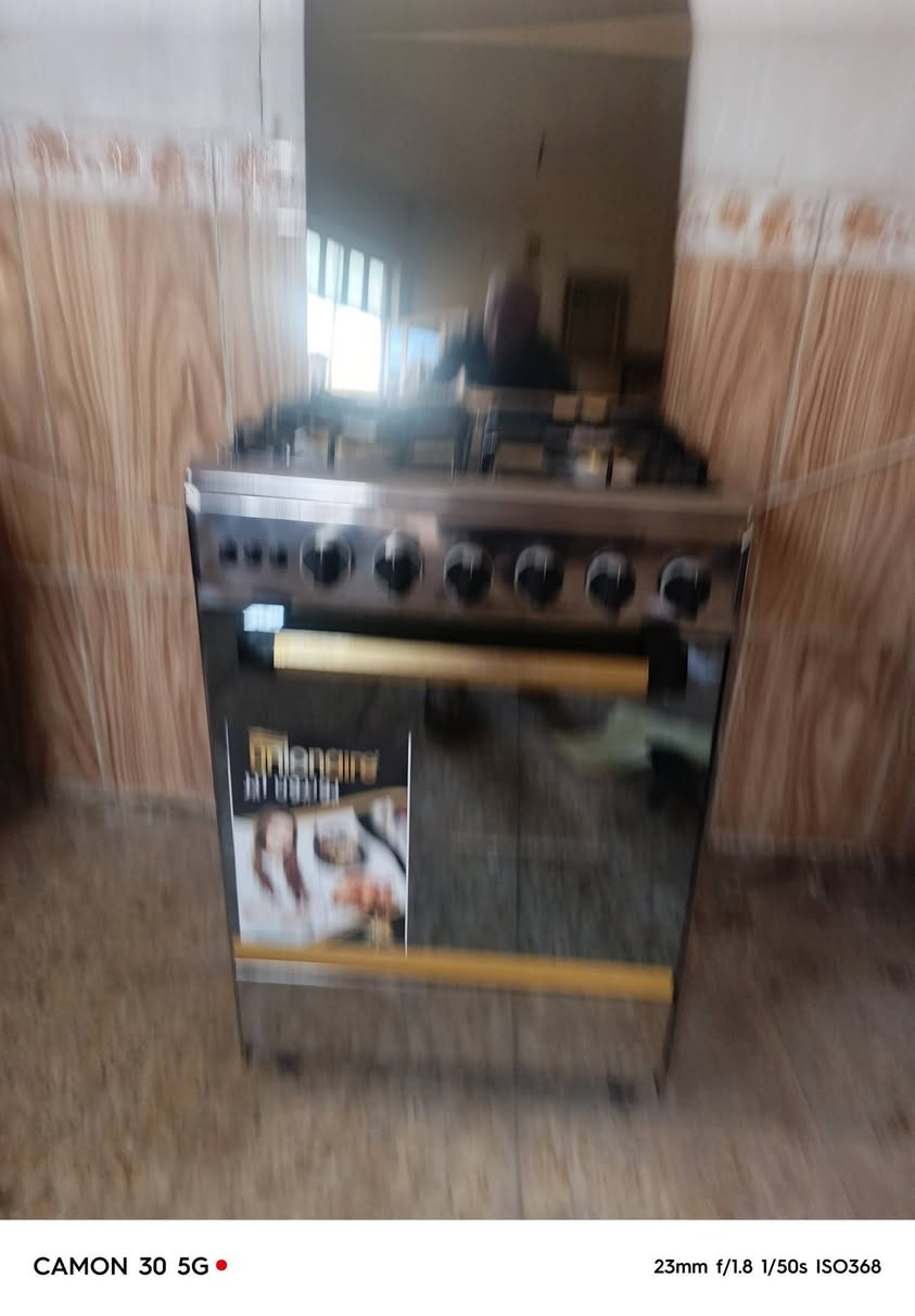 طباخ يوناير اربع مشاعل للبيع 

فران مستقله 
جاهز على فحص 
مكان الشعب يوجد توصيل 
***********
