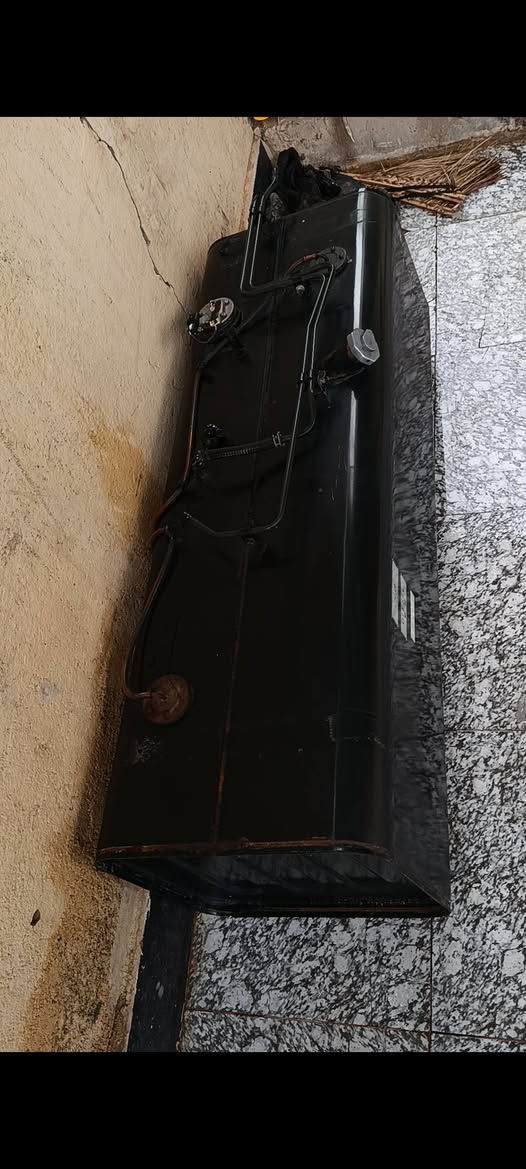 سلام عليكم للبيع تانكي 170 بلادي 
***********

***********
