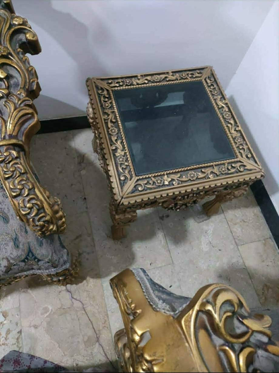 ✨ تخم ملكي عراقي أصلي ونظيف جداً للبيع ✨
🛋️ العدد: 10 مقاعد + طبلة عدد (2).
💯 الحالة: شغل عراقي أصلي وبحالة ممتازة (نظيف جداً).
📍 الموقع: بغداد - الغزالية / الهياكل (قرب شارع 60).
📞 للتواصل والسعر: يرجى المراسلة على الخاص.


**إذا كنت صاحب هذا الإعلان وتريد حذفه لأي سبب، رجاءا أرسل رسالة إلى الدعم الفني**