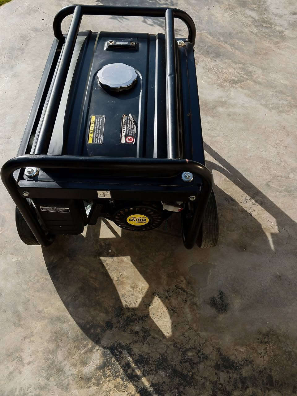 مولد للبيع استره كوري  نحاس بعده جديد مستخدم اقل شهر  البيع لعدم الحاجه الاتصال 
السعر 250 قفل
***********
