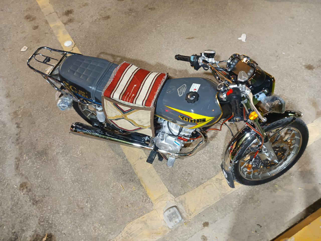 دراجه 5 قير 24 اوراق سكنر دراجه مكفوله كفاله عامه ما بها نقص من البرغي مكانه العوينه تيل 116 شارع بغداد رقم الهاتف ***********
