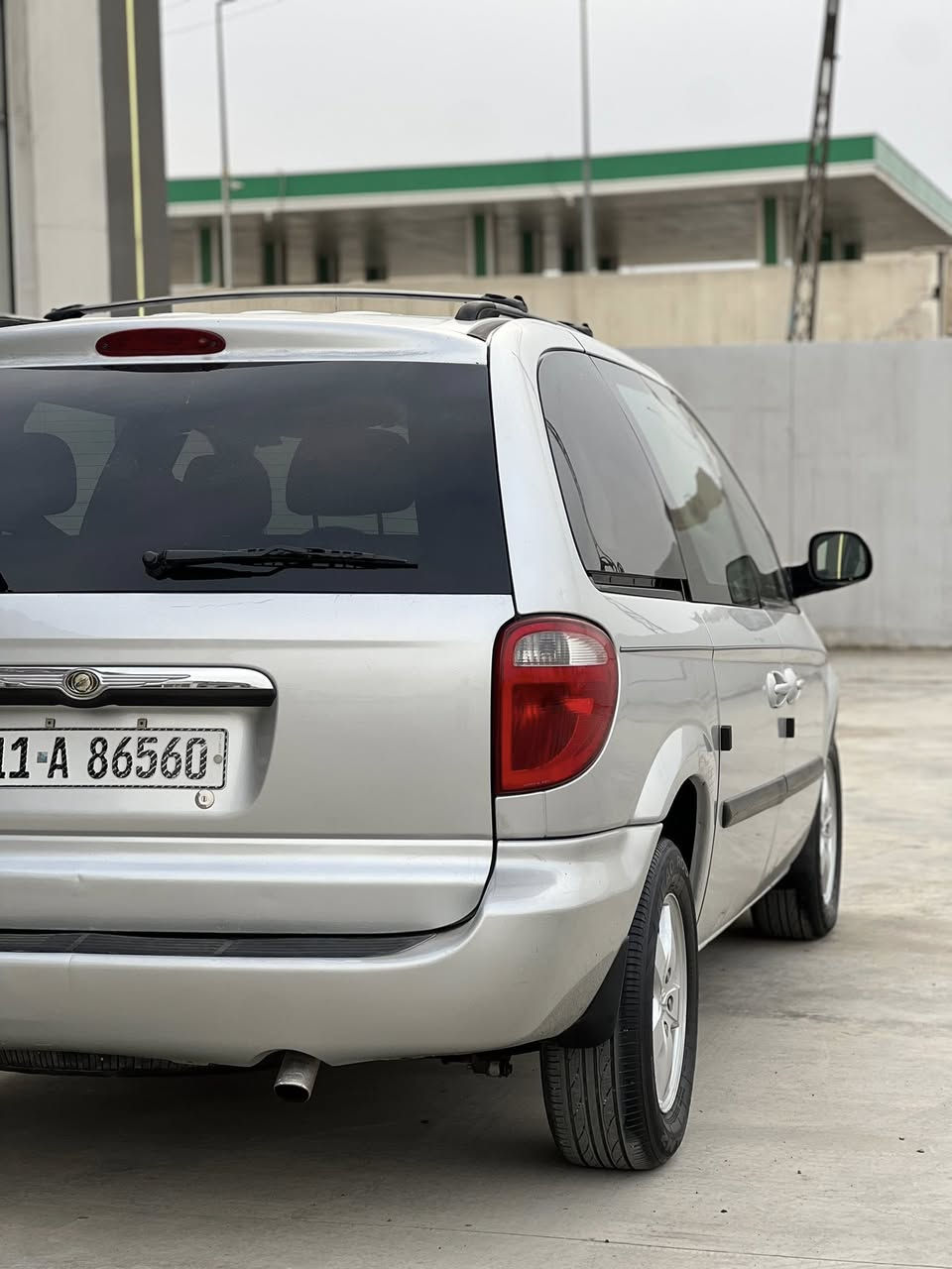 للبيع
دوج كرفان 2007 

بدون قطره صبغ
وبدون اي جراد او تقحيل 

شاصي قصير المرغوب 

محرك 3300 المرغوب 

1- تحكم ستيرن
2- مرايات كهرباء
3-كشن كحرباء 
4- داخل لونين 
5- جامات كهرب

تبريد شرط ثلاجه

تدفئه شغاله درجه اولى 

محرك درجه اولى شرط
كير درجه اولى شرط 

السياره بدون ضربه بدون خياس 

ماشية 160الف فقط 

صدر امامي خلفي100/100

طخم تايرات جديد

السياره بدون اي نقص 

السياره باسمي 
سنويه جديده
رقم جديد 
هزه وفحص جديد 
مشروع وطني تتحول بجميع المحافظات 

المكان نينوى 

السعر (95) وبيها مجال 

***********
***********
