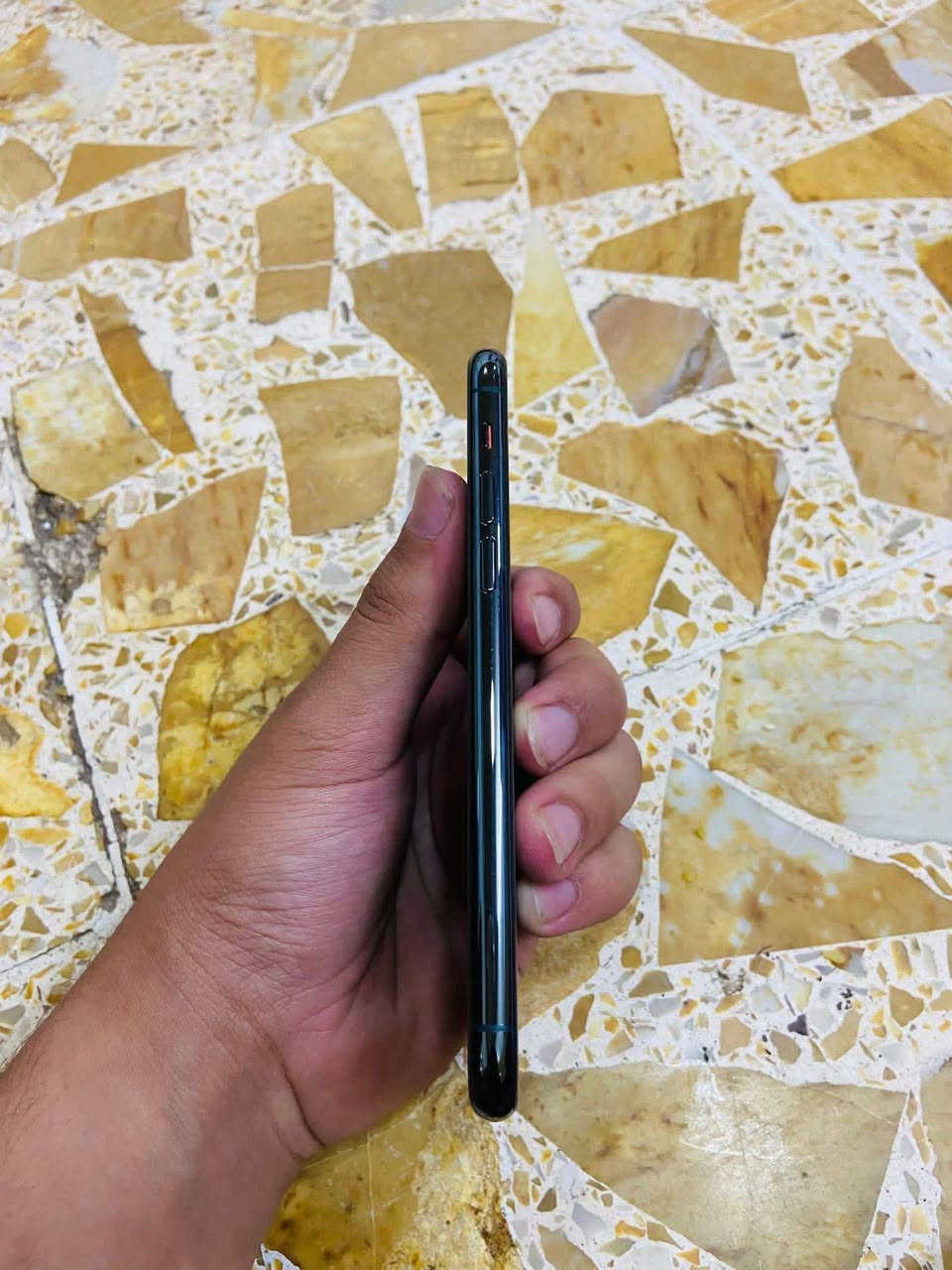 السلام عليكم
ايفون 11 برو للبيع
ذاكرة 256 تك سيم 
مبدل بطارية اصلية مال تفليش 
البطارية تقرا 87 السعر 230 الف قفل للبيع فقط 
مكاني الموصل للتواصل ع الخاص


**إذا كنت صاحب هذا الإعلان وتريد حذفه لأي سبب، رجاءا أرسل رسالة إلى الدعم الفني**