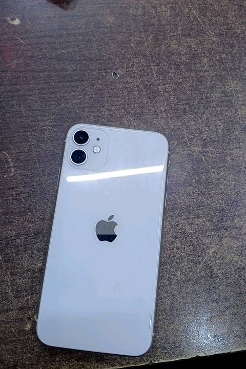 ايفون 11 كامرتين ذاكرة 128 بطاريه 95
فقط بي فطر يم الكاميرة