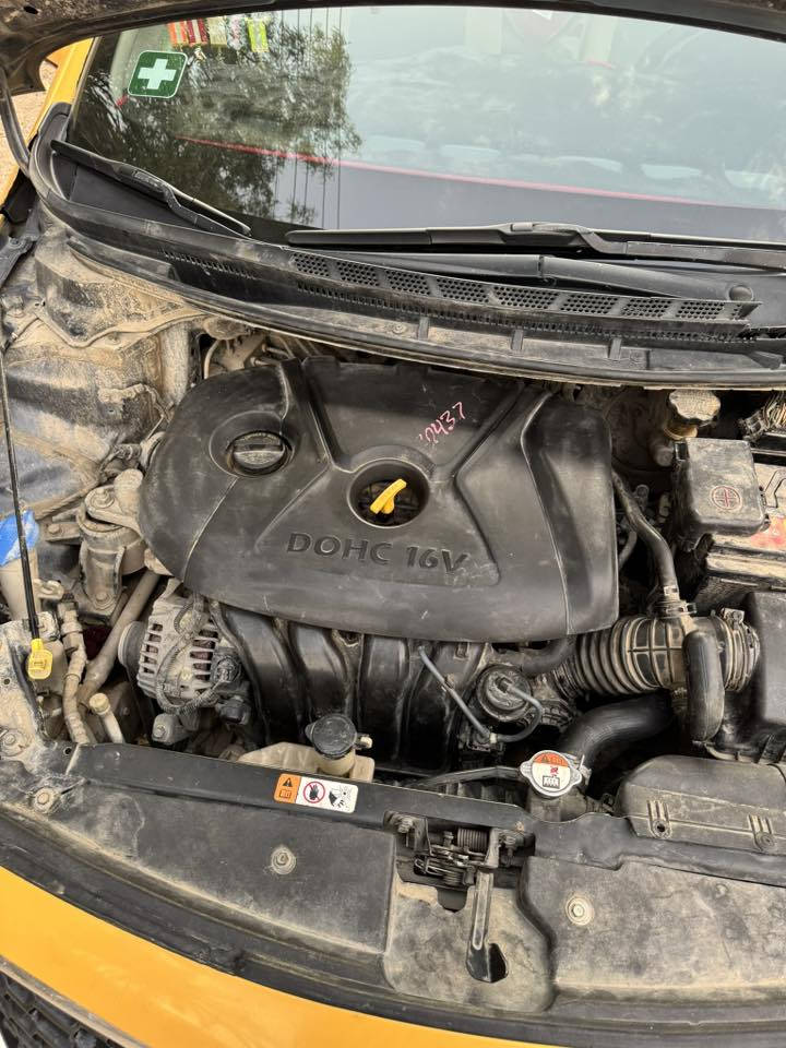 سلام عليكم كيا فوتي موديل 2015 حادثه جاملغ بنيد كامله لشارع قبل وعدل معروضه ب108 وبيه مجال مو للطيبين للشرايه  بسمي احولك وره ثاني يمين تريد تعال متريد بكيفك عنوان السياره بغداد يم البيت مالتنه هذا رقم البايع الي هو اني ***********واتساب هم بي ولتخبر وره 12مو صاحبتك اني اوك شباب منورين
