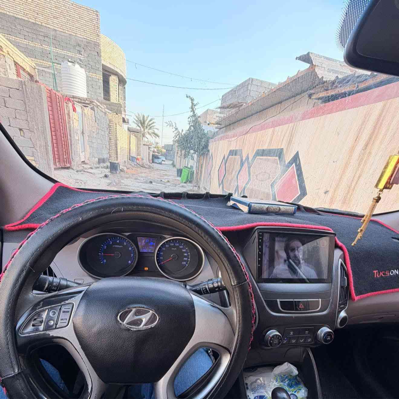 السلام عليكم
توسان  2013
خليجي محرك 2000
صبغ باب خلف السائق وجاملغ والسونار مرفق مع الصور كير مكينه تبريد مكفول
رقم بغداد انكليزي تحويل ثاني يوم السعر 145$ بيه مجال بسيط
عنوان بابل المسيب رقم الهاتف ***********
