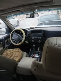 باجيرو • ٢٠١٤ • فول مواصفات