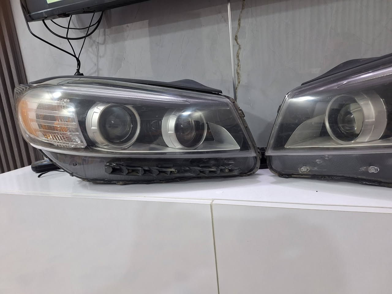 لايتات سورنتوا ١٩ أمريكي للبيع
السعر ٢٥٠ اي استفسار علخاص او الاتصال بالرقم وات ساب متوفر ***********
