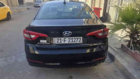 بسم الله الرحمن الرحيم 
سلام عليكم
سوناتا 16 أمريكي 

سياره 3 قطع جاملغين وبنيد السياره
مكينة 2400 GDi 
السياره رقم أسليمانية سنويه جديد
 
 مواصفات حلوه 
شاشة ابلادي 
كامره 
انضمة قياده وباقي المواصفات معروفة

ملاحظة السياره بحاله جيده  
ونضيفه وأحله من الصور بهواي 
السعر / 113 وبي مجال مكان السياره بغداد الكرخ
للستفسار *********** موجود بي واتساب هم
