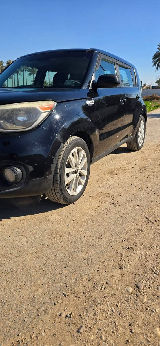 السلام عليكم لبيع كيا صول موديل 2018 امريكي رقم بغداد مكينه 2000 مكينه كير حداديه خير من الله تبديل بنيد وجاملق بدون دواخل السونار بل منشور من رخصت الئدمن السعر 107 عنوان بغداد ابو غريب اي استفسار ***********
