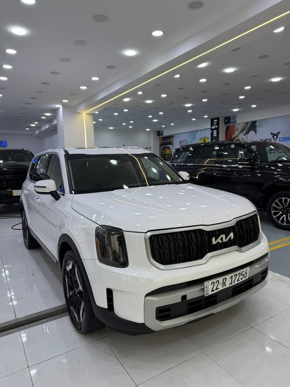 السلام عليكم
كيا تلورايد 2023
كلين بدون صبغ
ماشيه 42 الف مايل
رقم اربيل تحويل وكاله بنفس اليوم 
مكان السياره اربيل وفقط بيع اعتذر عن المراوس
السعر 300 ورقه 

***********
