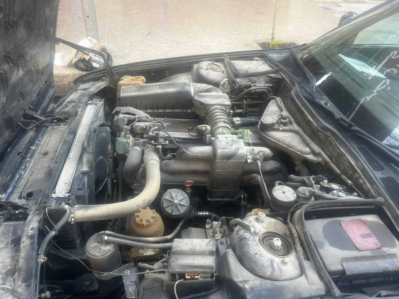 BMWللبيع سعر35مديل 91صبغ ***********جماليه تبريد گير
