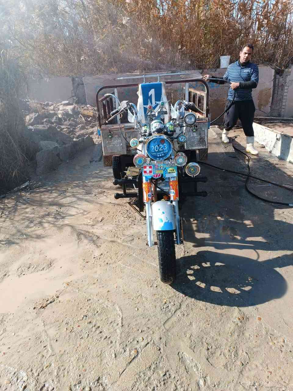 ستوته للبيع موديل 15محرك 26ستوته كفاله عامه 
السعر مليون ونص 
العنوان حله شارع ميه 
الرقم ***********
