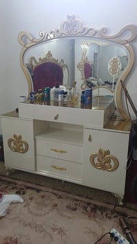 غرفة نوم تركي • مستعملة نظيفة • الدوره الصحة