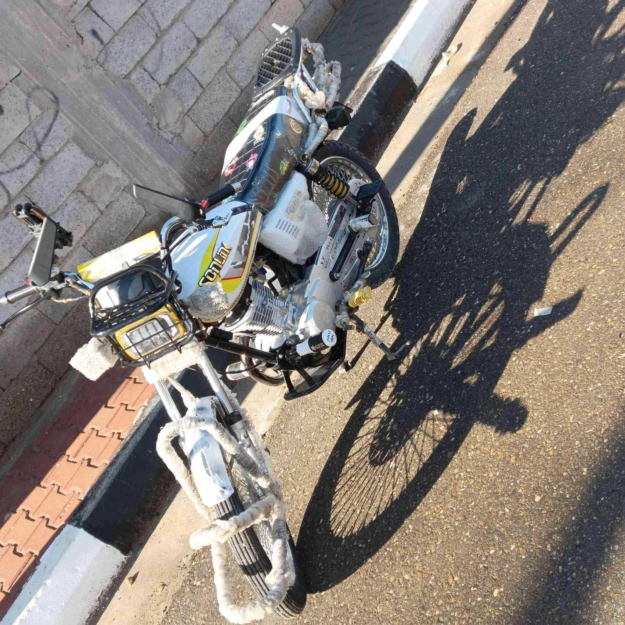 السلام عليكم دراجه سولنك 2023
للبيع بسعر 950 وبي مجال للتواصل هـ ***********
