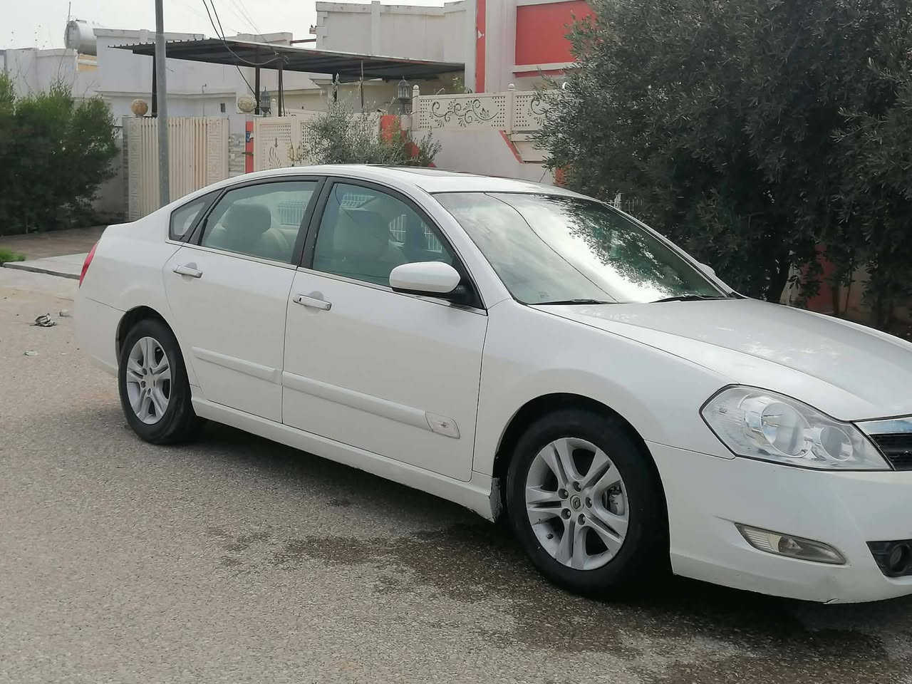 رينو سافران موديل 10 6 سلندر جاهزه رقم  بابل بيهه جاملغ خلفي يمنه مصبوغ بدون دواخل سنويه جديده باسمي  ٢٠٣٠تخم تاير جديد تبريد شغال 
 كير مكينه حداديه مكفولات… .رقم الموبايل 
وات ساب ***********.    السعر ١٠٠ وبيهه مجال
