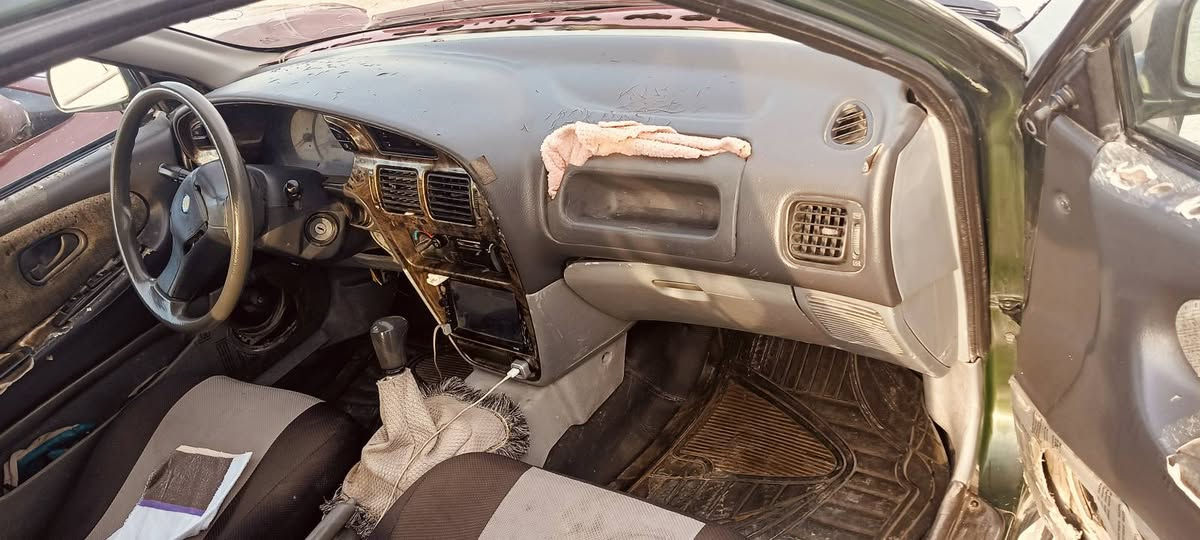 للبيع ابراتون موديل 2002
جاهزه محرك كير صدر كله جديد 
السياره مامطلوبه 
للاستفسار
***********
