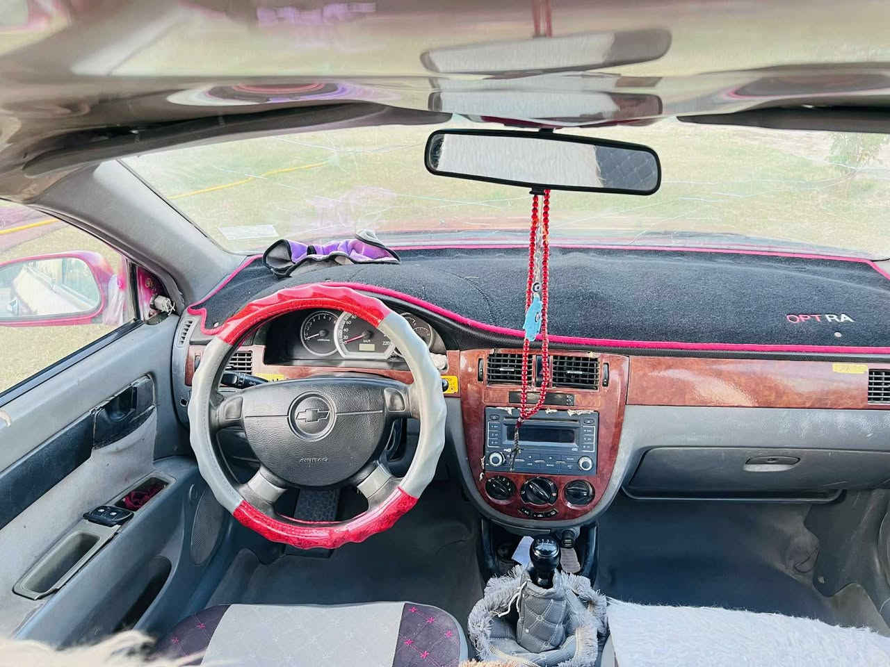 اوبترا موديل 2005 خليجي
رقم بابل سنويه لل 28
مكينه كير مكفولات 
سعر 45وبيه مجال/***********
