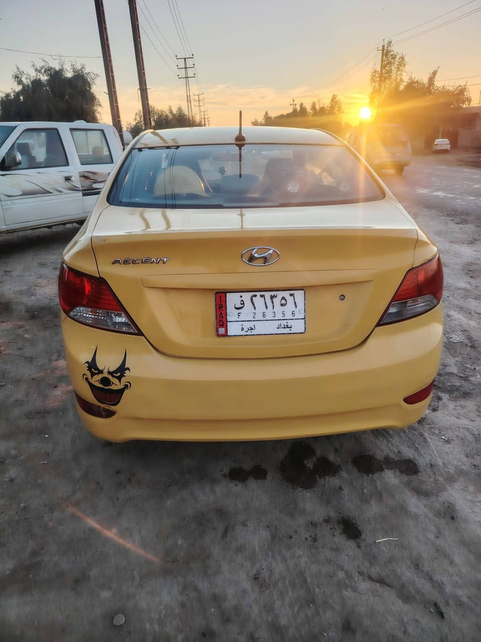 السلام عليكم
اكسنت موديل 2014
وارد امريكي 
محرك 1600
رقم بغداد 
تحويل مباشر ثاني يوم 
تخم تاير جديد
منضومه تبريد شغل جديد 
 كير محرك خير من الله 
العنوان   بغداد  /ابو غريب 
***********
