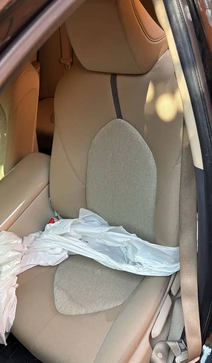 السلام عليكم ورحمة الله🌹

للبيع تويوتا كامري وارد امريكي

فئه LE المعروفه موصفات عاديه

موديل 2023اصل بلادي بانزين

ابيع على حادثها الي بصوره كير مكفول والمكينه طافيه على اثر حادث

مكينه طافيه لا تعمل والكير شغال بشرط

ايرباك استيرن طاك وايرباك دشبول 

ماشيه 47000 الف اصلها بلادي

مكفوله من الصبغ والظرر سابقأ

السياره استعمال شخصي اكفلها عدا الحادث الي موظح بلصورة 
 

 رقم اربيل🚩 نكليزي الجديد باسمي شخصيأ

كفاله عامه من كلشي ظربه وصبغ وشخط قبل الحادث 

السعر 📍(( 90$ ورقه )) فقط ,وبيها مجال 

ملاحظه:::# توصل اي محافظه تريدها 
 حسب الاتفاق طبعأ

للاستفسار اكثر اتصال أو وتساب 

***********
