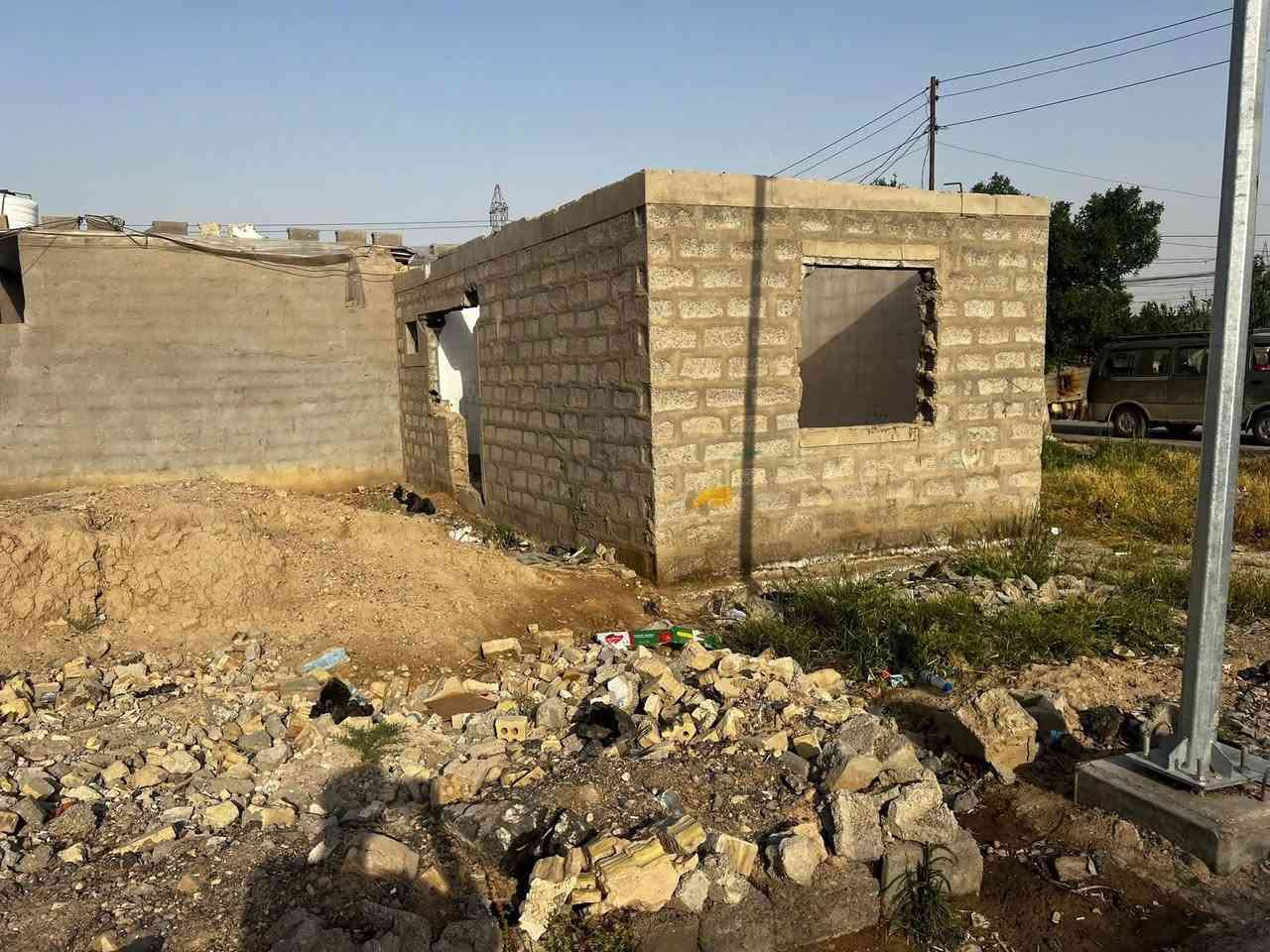 سلام عليكم اعادة النشر بسب الوعود الكاذبه هيكل  البيع ١٥٠ متر ركن بل مجمع مال الخمستلاف  اتصل ***********
