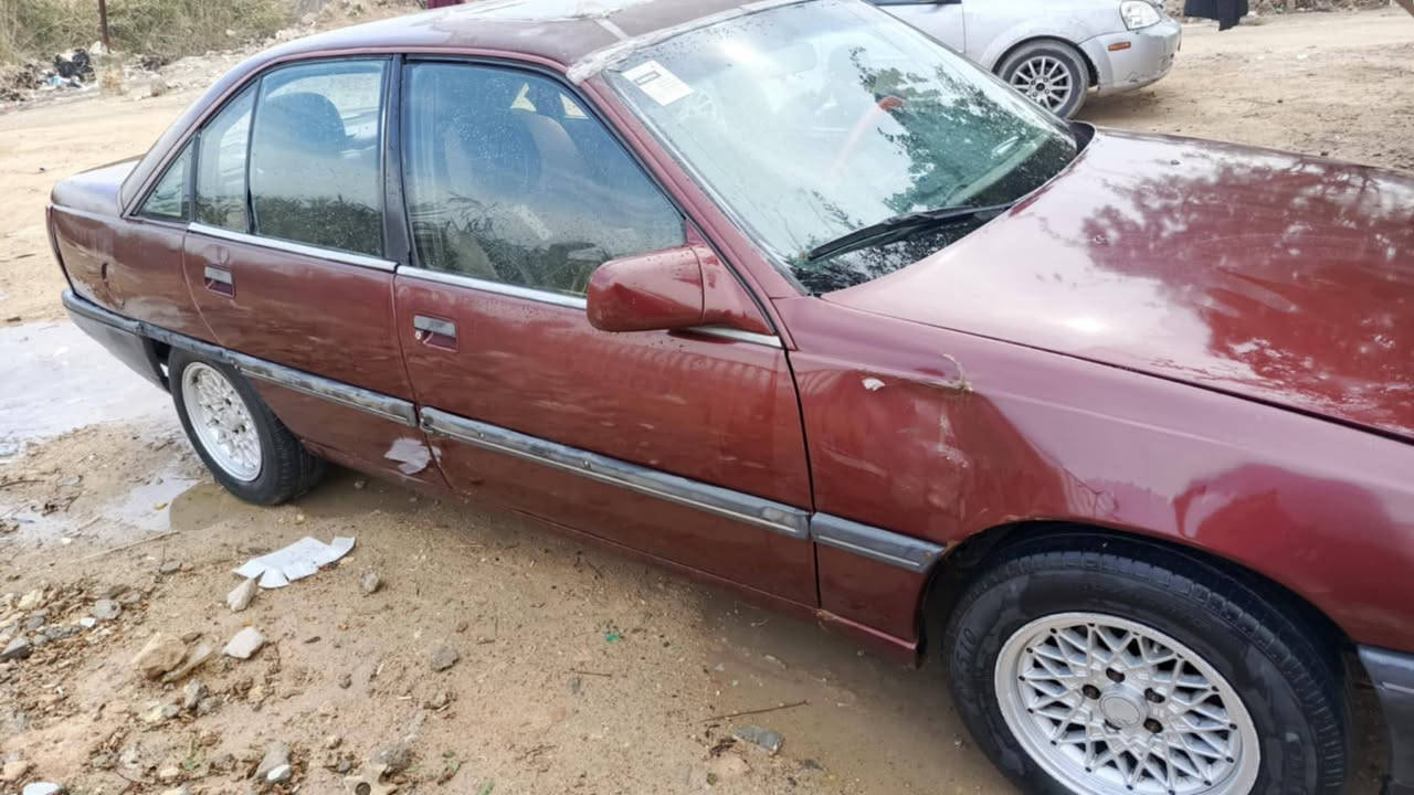 للبيع اوبل محرك وكير وحداديه زينات رقمها بابل سنويه ٢٨ عنوان كوفه حي ميسان السعر ١٩ الاستفسار ***********
