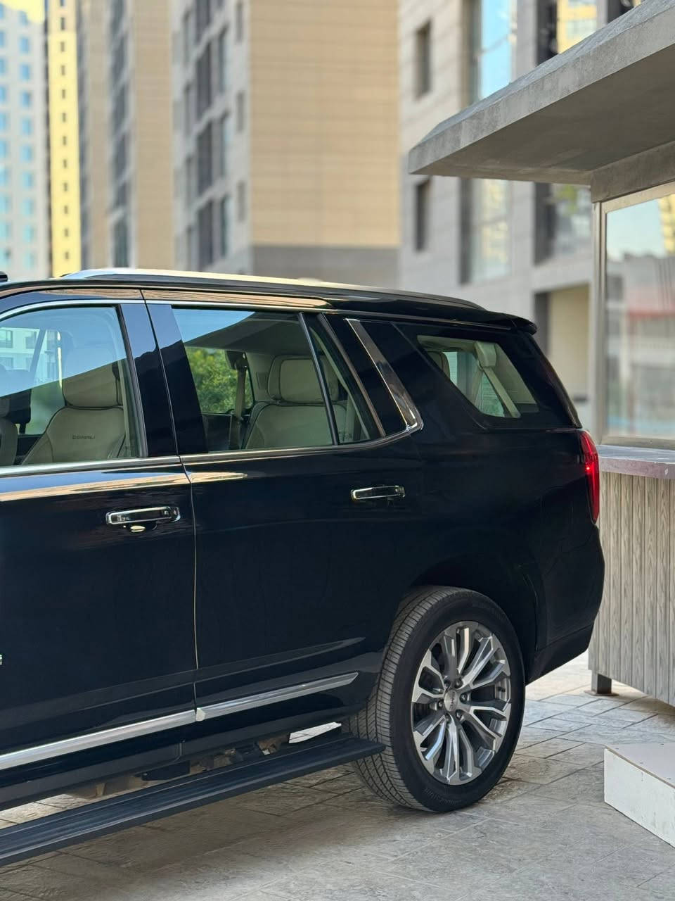 السلام عليكم ‎
للبيع فقط
للبيع  يوكن جمسي دينالي  خليجي وكالة المنصور
مغلفة ppf ضمان 10 سنوات

السعر مناسب  485 ورقة وبيها مجال بسيط 

 السيارة موديل 2022

الموصفات

داخل ابيض ملكي منفصل vip
جكات
دخول ذكي
دوس كهرباء
5 كامرات
داتو شو
حساسات امامي خلفي
ردارات امامي وخلفي مع نضام مانع التصادم التلقائي
شاحنه لاسلكي
بانوراما 
لايت led زنون
صندوك كهرباء 
فوريل
اضمة قيادة متعددة
دبل اكسل 
وباقي موصفات الدنلي معروفة فول مواصفات

سيارة ماشية 65 الف

رقم بغداد سنوية باسمي شخصيآ

السيارة مكفولة كفالة عامة مو الصبغ والتبديل بيها مكانين صغار bdr ممبين نهائي السيارة مغلفة ppf  ضمان 10 سنوات لا شخوط ولا رصعات ولا نكراش بحالة الوكالة 

مكان سيارة بغداد 

للاستفسار. ‭0783 819 9707‬
