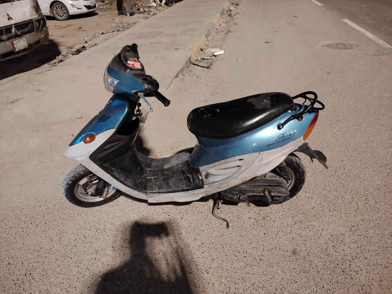 السلام عليكم شباب دراجه بيجي للبيع دراجه كامله كهربائيات كله شغاله سلف لايت اشاير محرك ناعم نهضه قويه السعر 450 وبيه مجال للطيبين هذه رقمي *********** تحياتي للجميع
