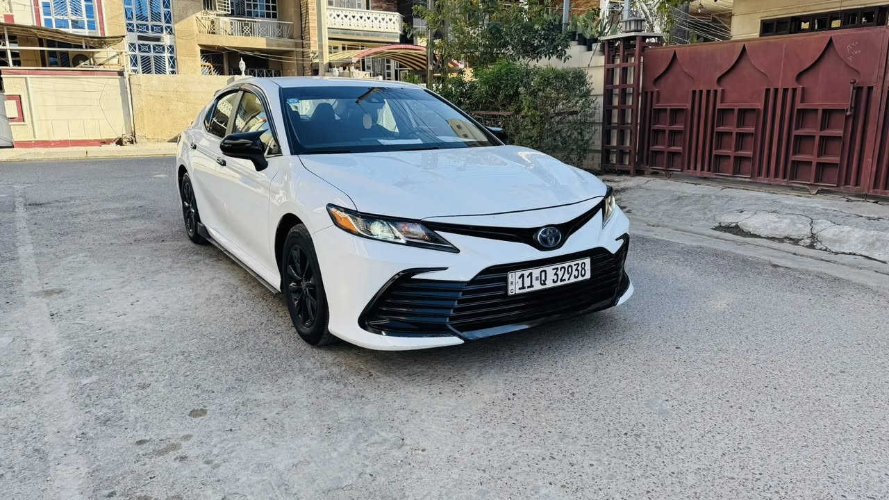 كامري هايبرد أمريكي 2024
السعر ٢١٢ بيها مجال قليل 
كلين بدون صبغ بدون تبديل فقط بارد شبر بين الباب والجاملغ الامامي جهة السايق 
ماشية ٣٠ ميل  . العنوان بغداد السيدية 

*********** التواصل واتساب
