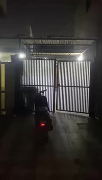 البياع • ١٣٥م • بناء حديث