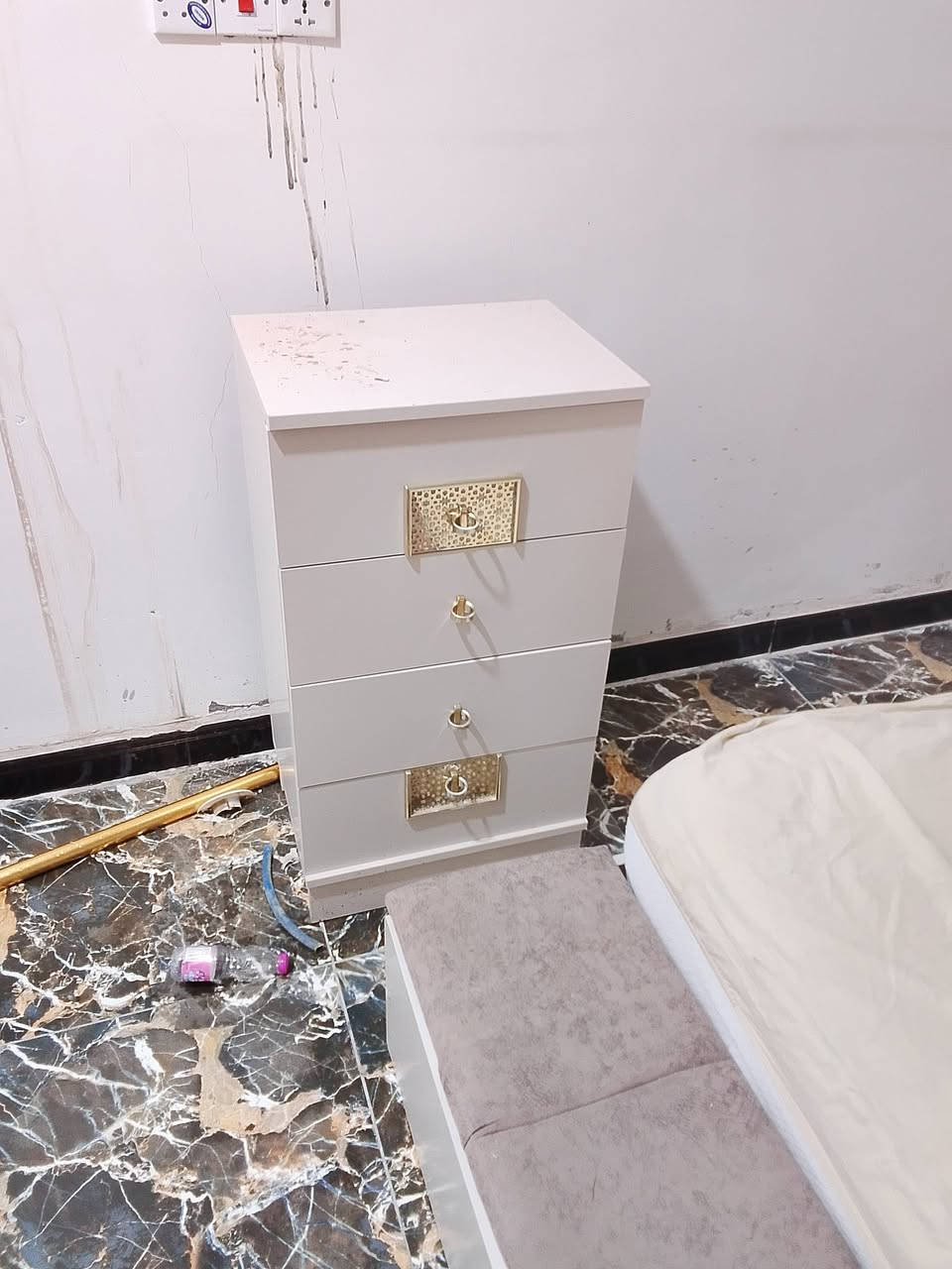 غرفة نوم تركي للبيع اخت الجديده
السعر 700وبيها مجال مكاني الناصريه مركز


**إذا كنت صاحب هذا الإعلان وتريد حذفه لأي سبب، رجاءا أرسل رسالة إلى الدعم الفني**