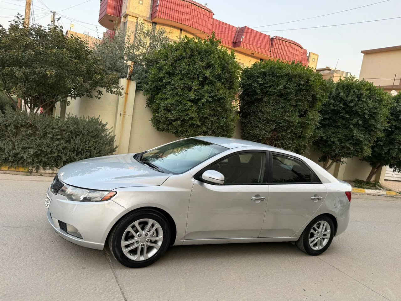 سلام عليكم كيا سيراتو موديل ١١ رقم سليمانيه جديد اخوان السياره ماشيه قليل ونضيفه كلش مال جناي السياره جاهزه للاخر مابيه مصرف ابد جاهزه بيه قطعتين كلير بدون دواخل وسعرها مناسب الشراي يتصل *********** مكانه صويره

