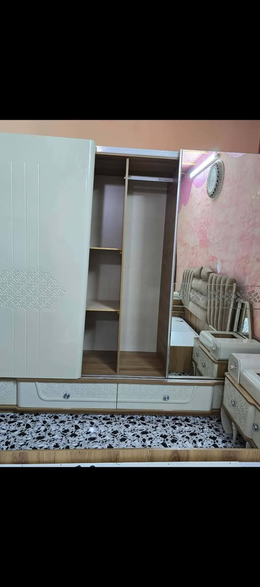 غرفة نوم تركي نظيفه كلش ٦٥٠ بيه مجال بيه مستعجل عليه


**إذا كنت صاحب هذا الإعلان وتريد حذفه لأي سبب، رجاءا أرسل رسالة إلى الدعم الفني**