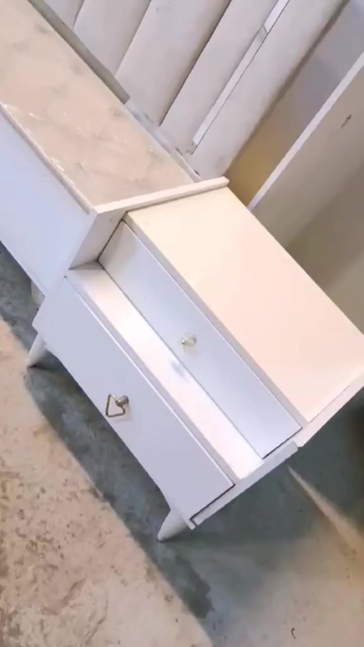 غرفه  8 قطع فول فول نظافة 💯 💯
السعر 650 بيه مجال
شد ونقل داخل بغداد مجانا 
محافظات أسعار رمزيه


**إذا كنت صاحب هذا الإعلان وتريد حذفه لأي سبب، رجاءا أرسل رسالة إلى الدعم الفني**